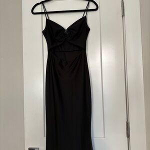 Chic Black Backless Dress with Spaghetti Straps